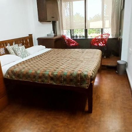 Cozy Private Ac Studio By The Sea Bandstand Bandra W Mumbai Nr Taj Lands End Apartment Екстериор снимка