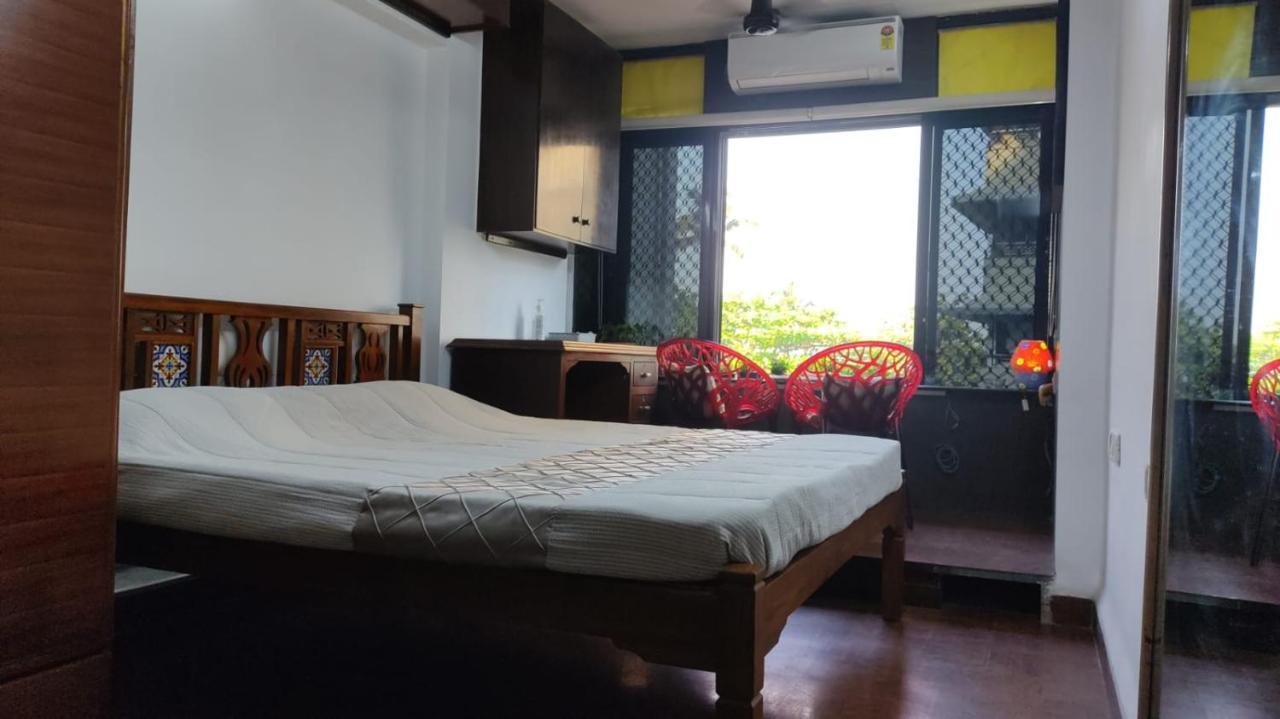 Cozy Private Ac Studio By The Sea Bandstand Bandra W Mumbai Nr Taj Lands End Apartment Екстериор снимка
