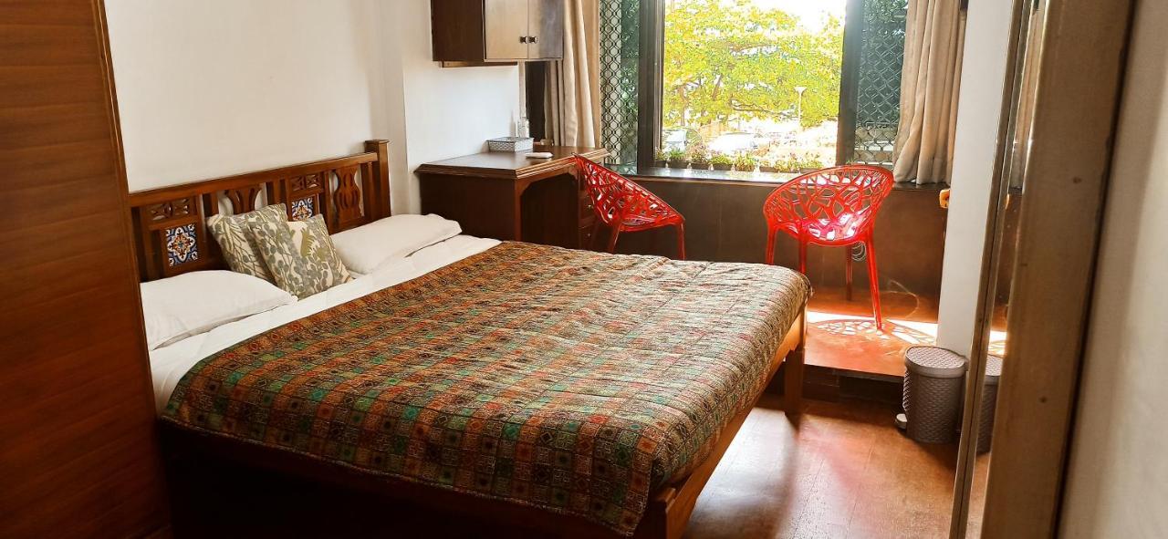 Cozy Private Ac Studio By The Sea Bandstand Bandra W Mumbai Nr Taj Lands End Apartment Екстериор снимка