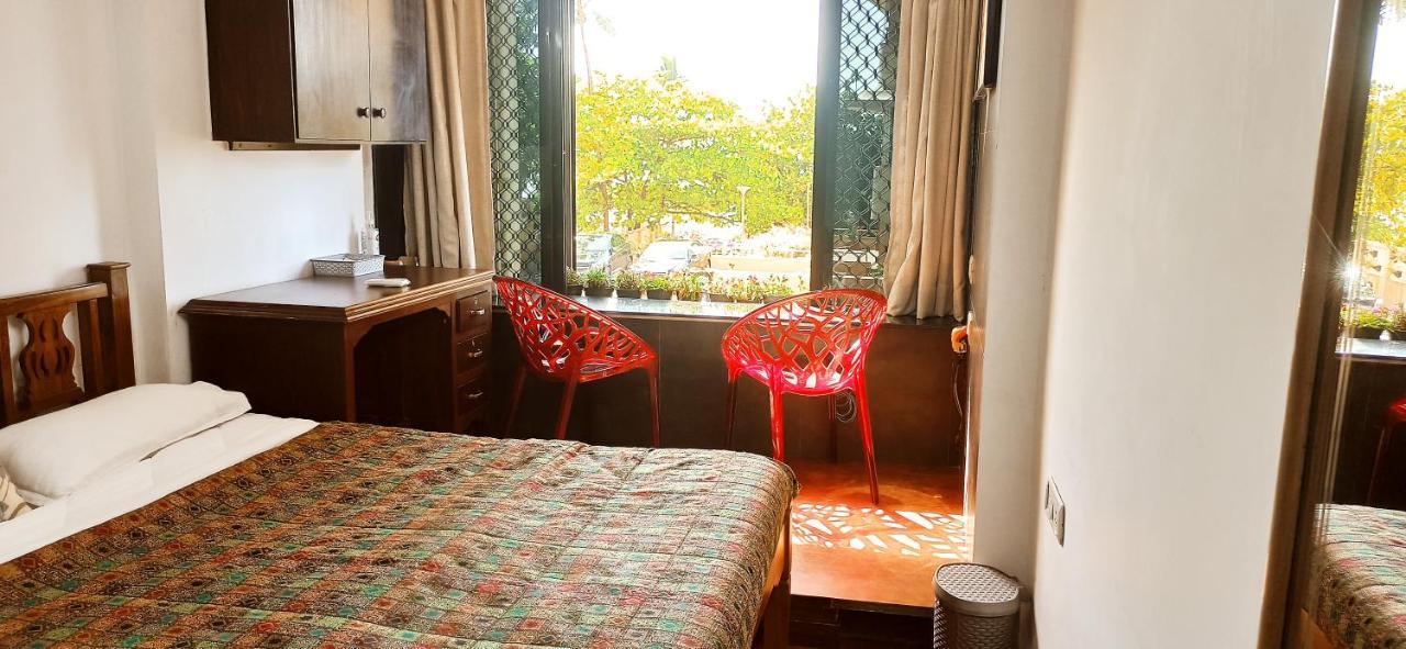 Cozy Private Ac Studio By The Sea Bandstand Bandra W Mumbai Nr Taj Lands End Apartment Екстериор снимка